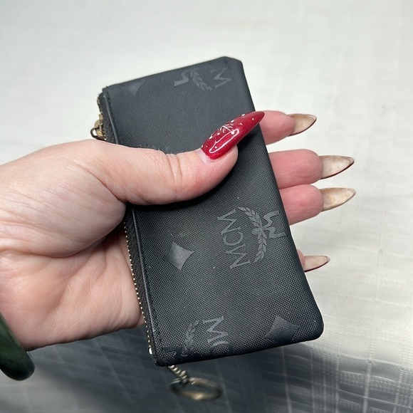 MCM Coin / Card pouch with key ring - Picture 8 of 8